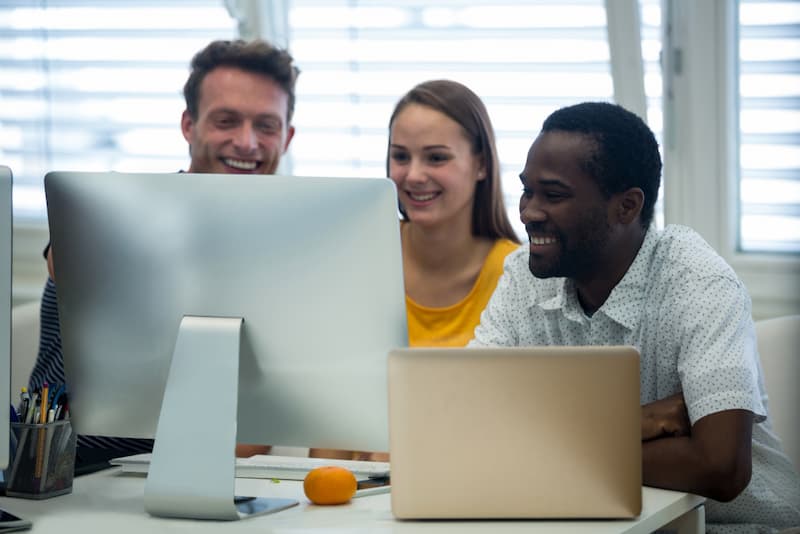 Entrain de vérifier les données sur le web